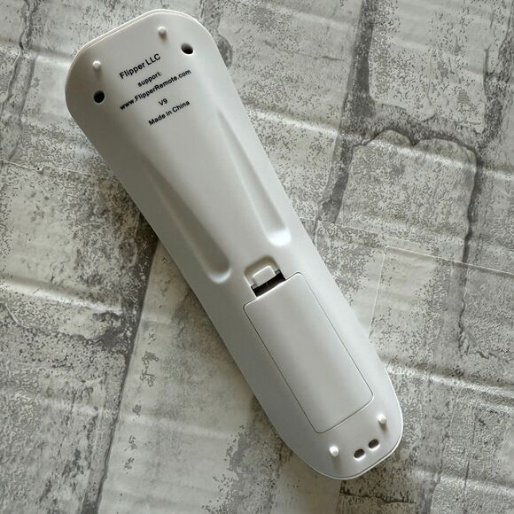 New Open Box Flipper Big Button Universal TV Remote Elderly Cable IR Devices - Picture 8 of 8